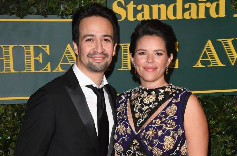 Vanessa Nadal poses a picture with husband Lin-Manuel Miranda in an event.